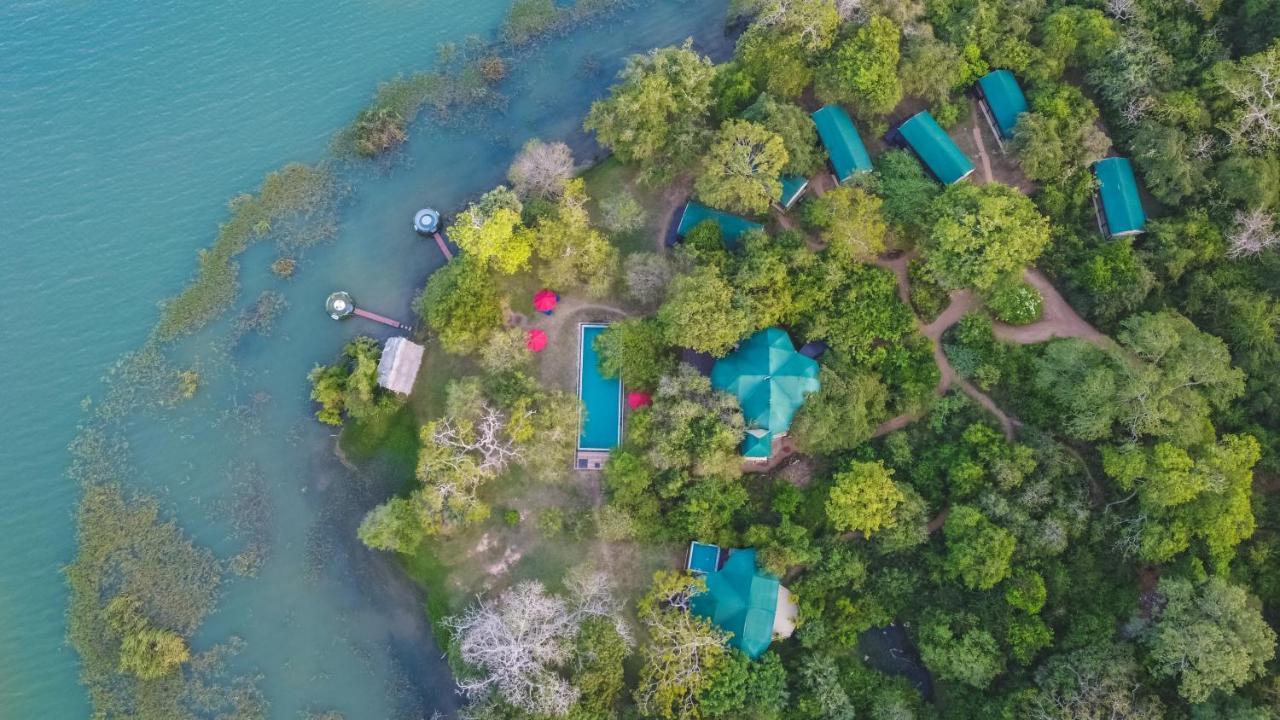 Flameback Eco Lodge Tissamaharama Exterior photo
